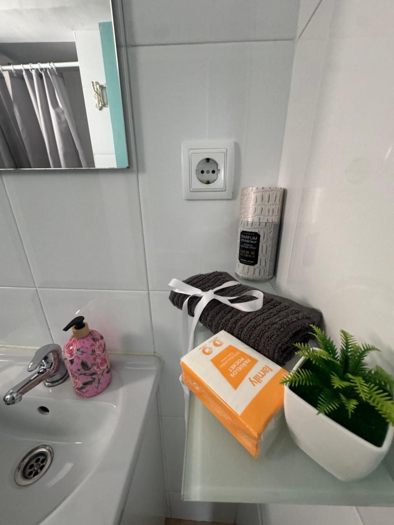 Lindo Y Acogedor Apartamento Grao Playa Gandia Piso 5To Sin Ascensor Buitenkant foto